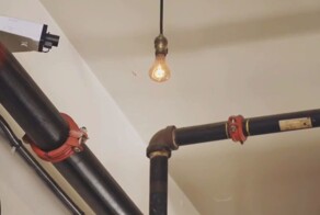 Лампочка, которую не меняли с 1901 года