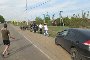 Подростки на квадроцикле попали под машину
