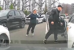 В Ленобласти водитель под наркотиками с гранатой в машине избил таксиста