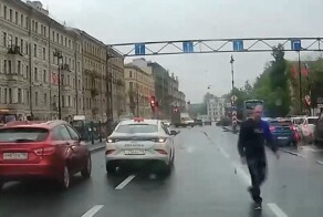 Вину так и не признал