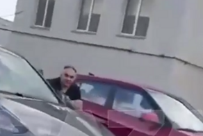 "Жирная мразь": в Кировской области возбудили уголовное дело против экс-зампреда Заксобрания, который после дорожного конфликта избил и обозвал женщину