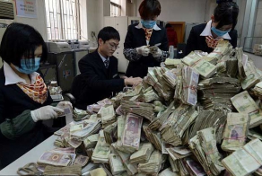 Деньги не пахнут? (5 фото)