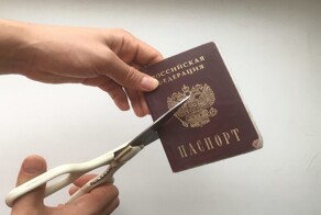 Семьи детей из Обнинска, растоптавших флаг с георгиевской лентой, лишат российского гражданства