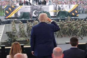 "Будто военнопленные": в сети раскритиковали парад в честь 250-летия армии США