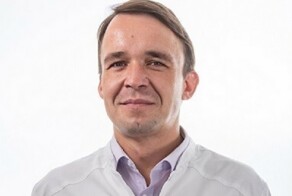 Во Владивостоке врач провёл десятки выдуманных операций и поплатился