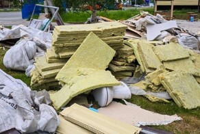 В Нижневартовске депутат добился сноса киоска с шаурмой под домом с изображением ветерана ВОВ