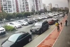 Курьер сбил ребенка и уехал