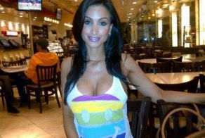 Девушки, которым сложно смотреть в глаза. Часть 2 (53 фото)