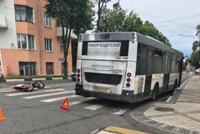 Жесткое ДТП в Ногинске: мотоциклист на красный свет врезался в автобус — один погиб на месте