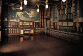 Увлечённый художник, которого занесло: история появления Павлиньей комнаты