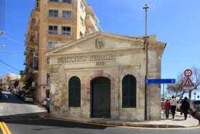 Викторианская аномалия набережной Слимы