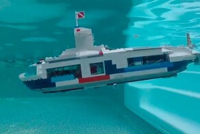 Lego-подлодка, умеющая запускать ракеты