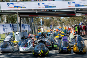 Гонки на педальных болидах в Австралии: крути педали, пока медаль не дали