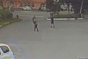 Школьник выстрелил в глаз 13-летнему подростку из-за ревности