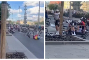 Массовый завал велосипедистов в Москве попал на видео