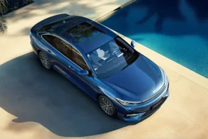 Новый гибридный седан Geely Galaxy A7 оценили в Китае в 1,1 миллиона рублей