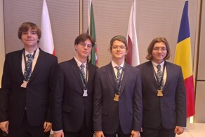 Все участники сборной России завоевали золотые медали на Международной химической олимпиаде