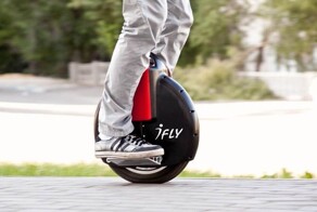 В Санкт-Петербурге водителя лишили прав за управление моноколесом в нетрезвом виде