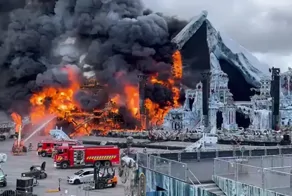 Главная сцена музыкального фестиваля Tomorrowland в Бельгии сгорела за день до его начала