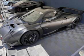 Трековый суперкар Pagani Huayra R впервые переделали для дорог общего пользования