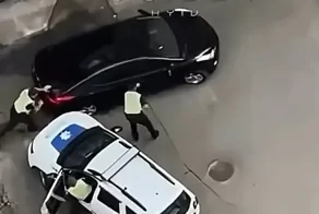 Как в GTA: в Киеве водитель убегал от полиции и сбил патрульного