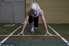 Супер - бабушка (5 фото)