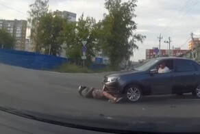Подбили и добили мотоциклиста