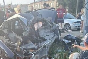 В Камне-на-Оби пацаны хотели пролететь на красный, но их размазала фура