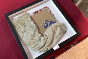 Носок Майкла Джексона продали на аукционе за 6,2 тысячи евро