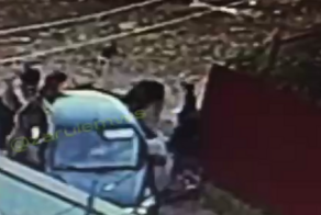 В Чувашии цыгане толпой напали на таксиста, отказавшегося везти компанию с ребёнком