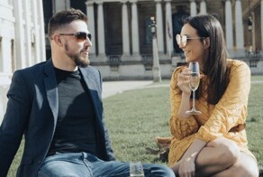 Женщина согласилась выйти замуж за любимого после 43-го предложения руки и сердца