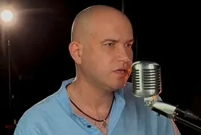 «Я буду петь голосами своих детей»: сын Николая Расторгуева Павел оказался точной копией знаменитого отца