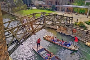 Деревянный парадокс: как прямые балки Математического моста в Кембридже превратились в арку