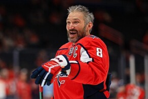 Хоккеист Александр Овечкин стал самым высокооплачиваемым игроком за всю историю НХЛ