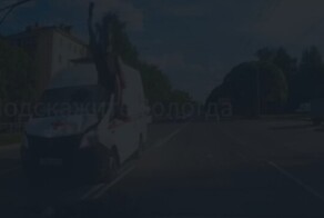 ДТП в Вологде, Скорая сбила курьера и сама же увезла его в больницу