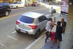 Роковая встреча мужчины с бывшей женой и тёщей