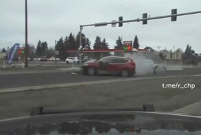 Всегда так перекрестки проезжаю! ДТП в США штата Айдахо