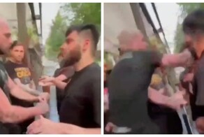 Лысые избили бородатых