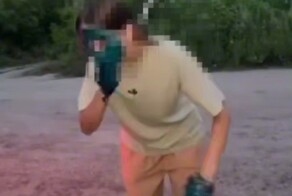 В Чувашии продавец заставил двух детей умываться зелёнкой