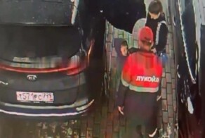В Москве мигрант-заправщик поцеловал в губы 4-летнего мальчика — стоящая рядом мать его не смутила