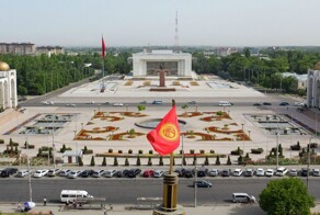 В год 80-летия Победы в Бишкеке переименуют проспект Победы: Киргизия начала масштабные работы по устранению русских топонимов