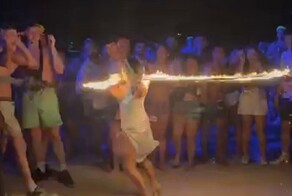 Прыжки через огненную скакалку закончились ожогами