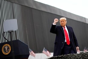 Трамп решил покрасить стену на границе с Мексикой в чёрный цвет
