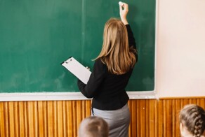В России создадут комиссии по защите чести и достоинства педагогов