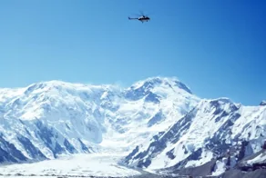 Операция по спасению застрявшей на пике Победы в Киргизии 47-летней россиянки окончена