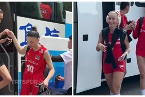 Волейболистки показали трогательный жест взаимопомощи при выходе из автобуса