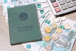 В Госдуме предложили узаконить статус "Ветеран трудовой деятельности" и ввести социальные льготы для этой категории