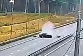 Не пристегнулись и полетели