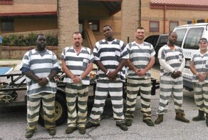 Заключённые спасли охранника и получили сокращение срока