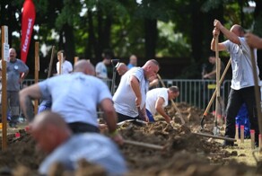 Россия заняла последнее место на чемпионате по копке могил в Венгрии